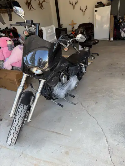 23000 kms Comes with Helmets, Jacket & trickle charger. Fully serviced all fuids and fork seals done...