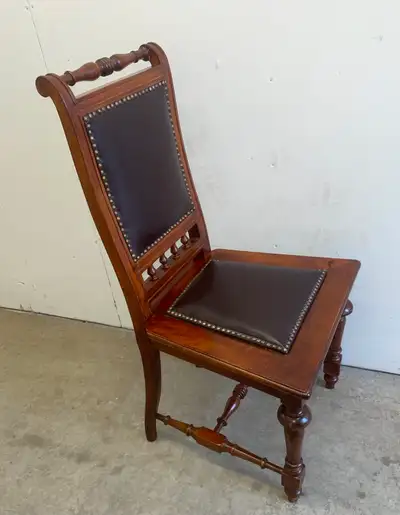 Elegant vintage accent/side/desk chair, wood/leather, repolished, View more