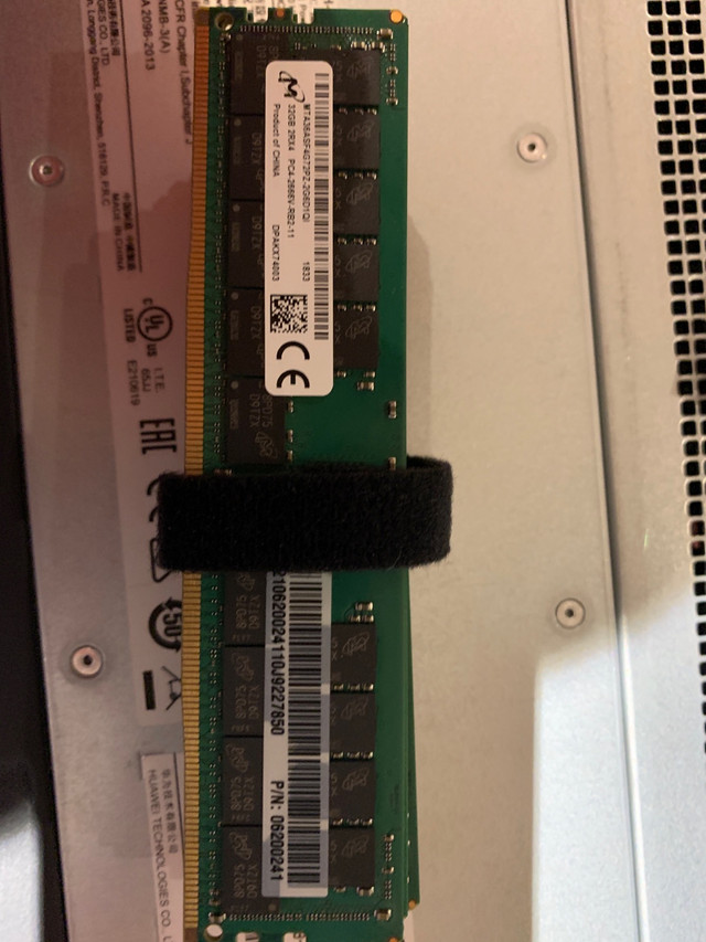Micron 32GB PC4-2666v-RB2-11 server RAM in Servers in Ottawa