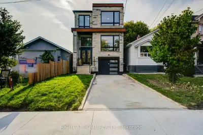 ✨ LEGAL 2-Bedroom Walkout Basement – NEW BUILD – Cliffside/Birch Cliff ✨ Address: 80 Haslam St, Scar...