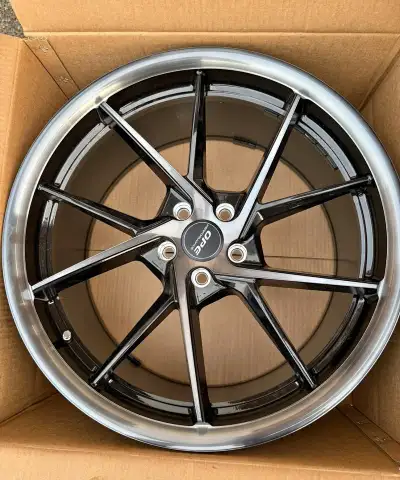 Brand new OPE Mustang Rims, Still in box , never installed. machined and ready to put on your car. 2...