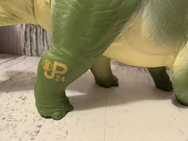 Vtg 1996/7 Jurassic Park The Lost World Stegosaurus Dino Stri in Toys & Games in City of Toronto - Image 4