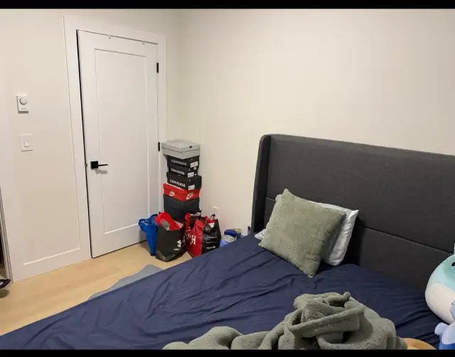 house couch for rent in Long Term Rentals in Richmond - Image 3