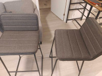 2 new bar stool chairs