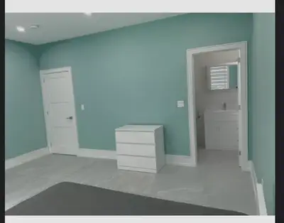 Newly furnished bedroom private bathroom Near North York Subway