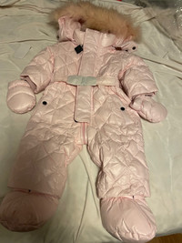 Add baby winter clothes 50$