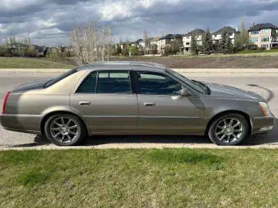 2007 Cadillac DTS w/Performance ONLY 100,303KM!!!