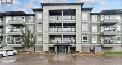 1 bedroom plus Den condo for rent in Stonebridge Heat and water included Wi-Fi and electricity separ...