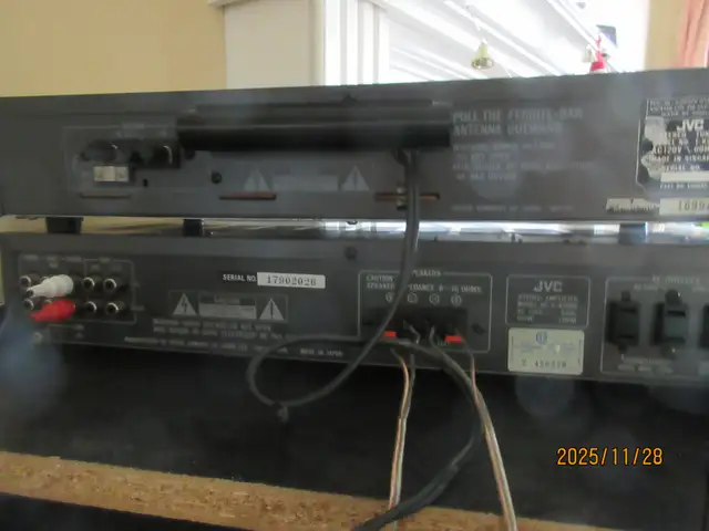 Stereo Amplifier and Tuner in Stereo Systems & Home Theatre in Markham / York Region - Image 3
