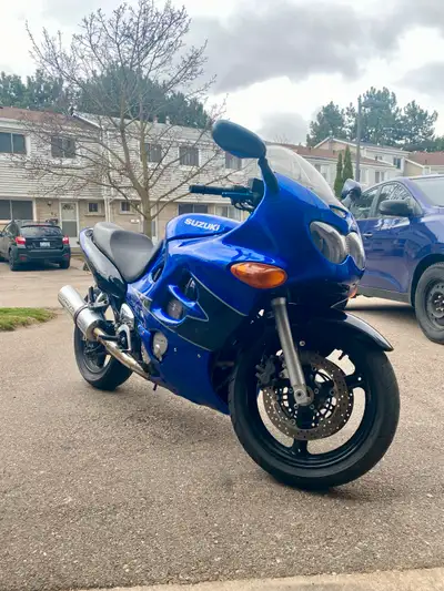 Turn key 600cc sports bike, nothing needs everything works perfectly. just got passed safety(will ex...