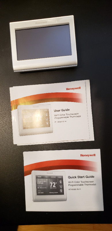 Honeywell Wi-Fi Color Touchscreen Programmable Thermostat dans Chauffage et climatisation  à Ville de Montréal