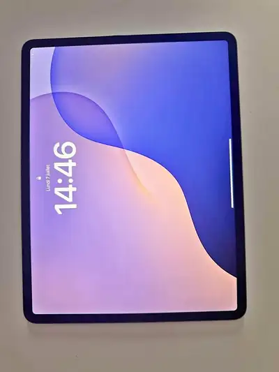 Model: iPad Pro 3rd Generation Screen: 12.9-inch Connectivity: WiFi + Cellular Storage: 64GB Fully t...