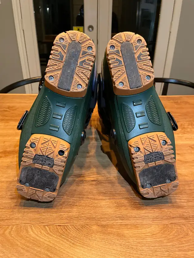 K2 Method ski boots (2024) + brand new Intuition Pro liner! in Ski in Oakville / Halton Region - Image 3