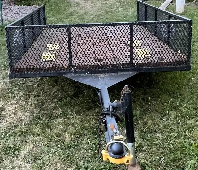 Home made Utility Trailer 5x8   $1200 in Cargo & Utility Trailers in Moncton - Image 3