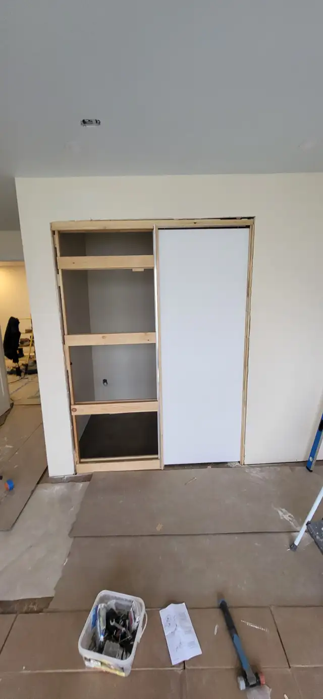 Interior renovation work63005663210369124