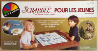 Scrabble pour les jeunes - plateau a 2 cotés (6 à 10 ans).