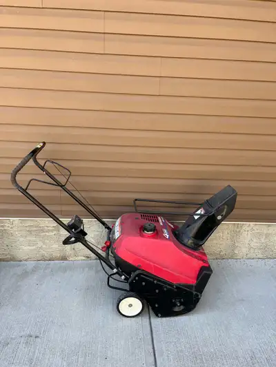 Honda HS 520 Single Stage Gas  Snow Blowe, View more