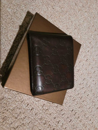 Gucci mens wallet - burgundy 