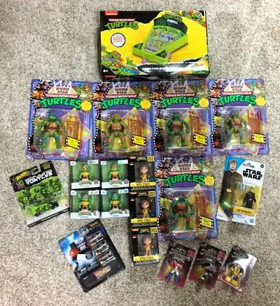 Prices: 1) TMNT Desktop Pinball - $20. 2) TMNT Movie Star Set x4 - $SOLD. 3) TMNT Movie Star RAPH -...