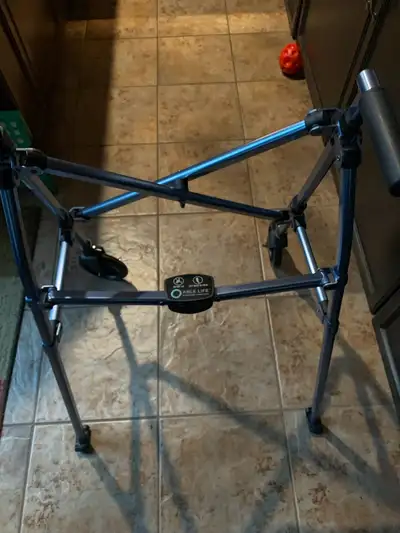 lightweight and space saver walker, View more