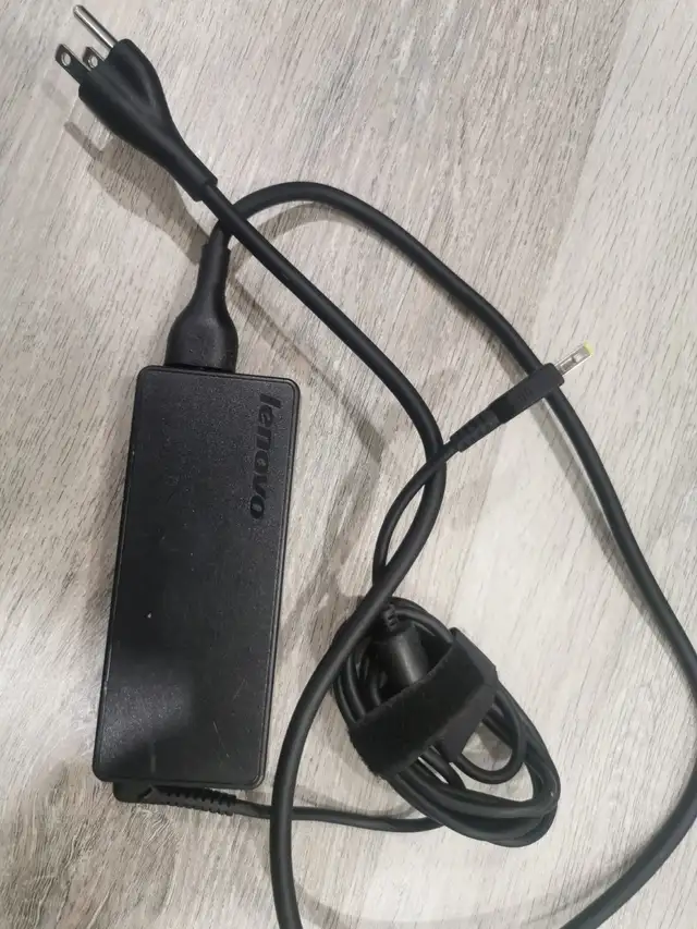 Lenovo 90W AC Adapter in Laptop Accessories in Markham / York Region - Image 5