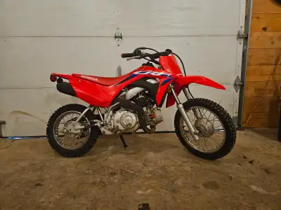 Bike is in great condition and ready to ride. Recently serviced with a fresh oil change. Very well m...