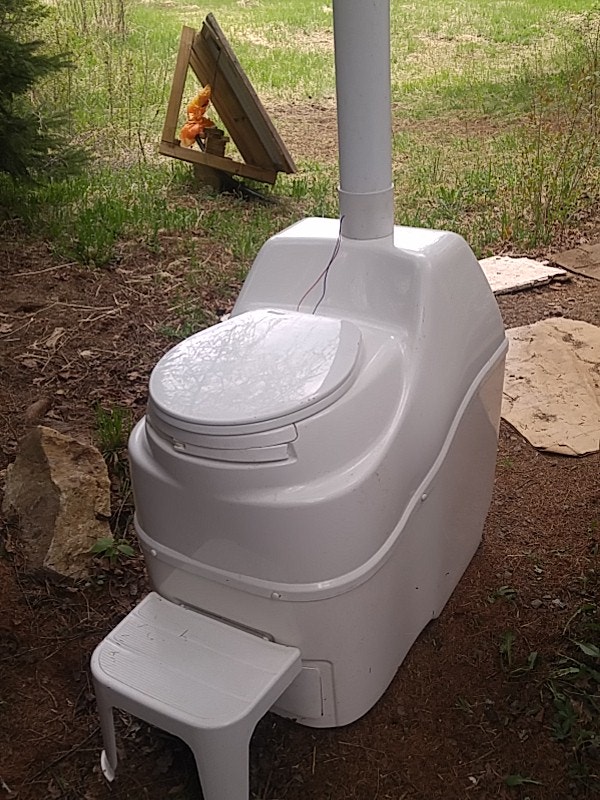 Sumar Excel NE White Composting Toilet Bathwares Muskoka Kijiji
