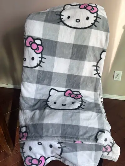 Hello Kitty Plush Queen Blanket, View more