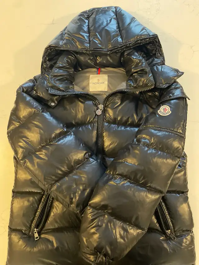Moncler Maya in Men's in Laval / North Shore - Image 2