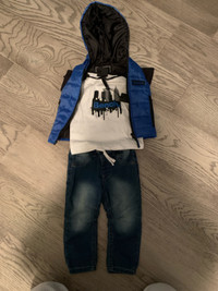 BNWT: toddler boys 3 piece Bench outfit 