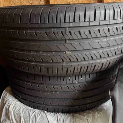 Selling 4 New Tires 235/55R18 (full set). Brand: Starfire Model: Solarus AS Priced to sell as these...