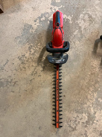 Black and Decker battery hedge trimmer