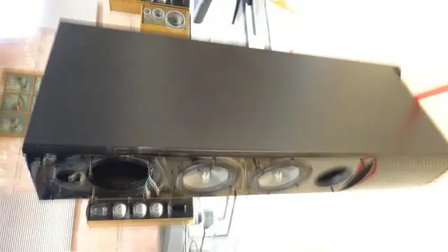 One Energy Connoisseur CF-50 flooring speaker parting out in Speakers in Markham / York Region - Image 5