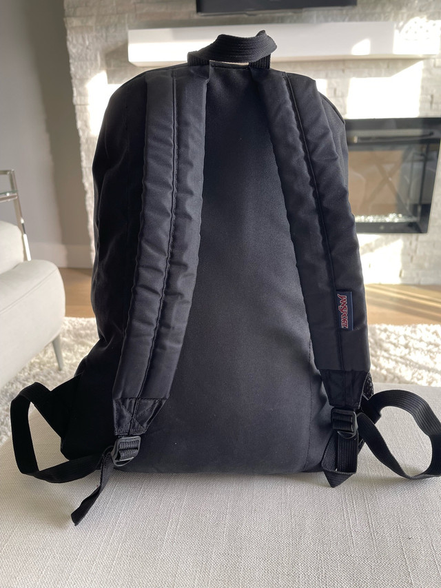 Black Jansport Backpack in Bags & Luggage in Ottawa - Image 4