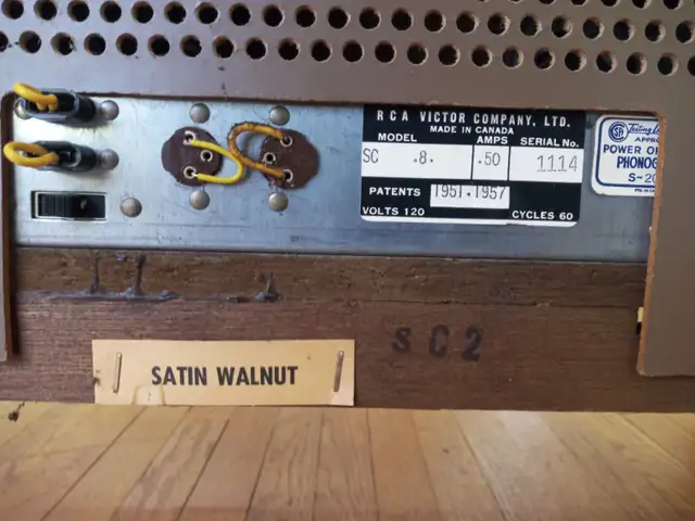 Stereo Console in Stereo Systems & Home Theatre in Mississauga / Peel Region - Image 5