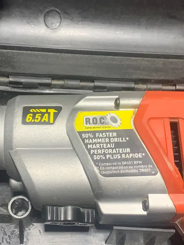 Black and decker 6.5a hammer drill in Power Tools in Kitchener / Waterloo - Image 3