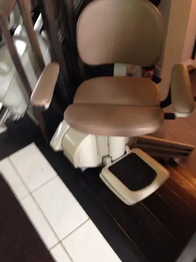 chaises escaliers, monte escalier,chaise elevatrice stairlift, View more