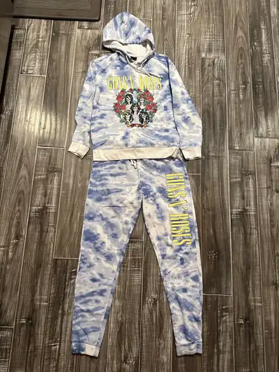 Guns N Roses Small Women’s Track Suit