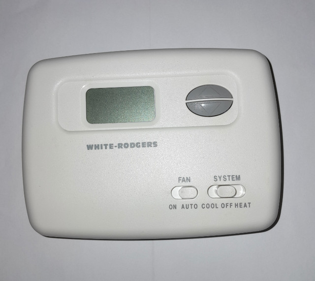 White Rogers Digital Thermostat in General Electronics in Windsor Region