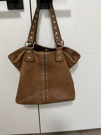 Ladies leather bag
