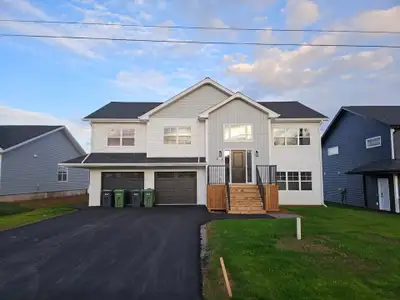 17 Hudson Drive, West Royalty, Charlottetown, PEI Enjoy modern, hassle free living in this stunning...