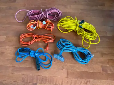 Extentions (rallonges) électriques diverses grandeurs (6), View more