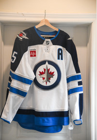 Team issued Winnipeg Jets Scheifele Adidas Away Jersey(MIC)