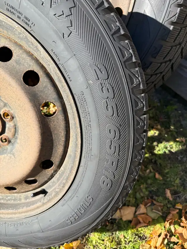Winter tires on steel rims 235 65r18 in Other Parts & Accessories in Markham / York Region - Image 4