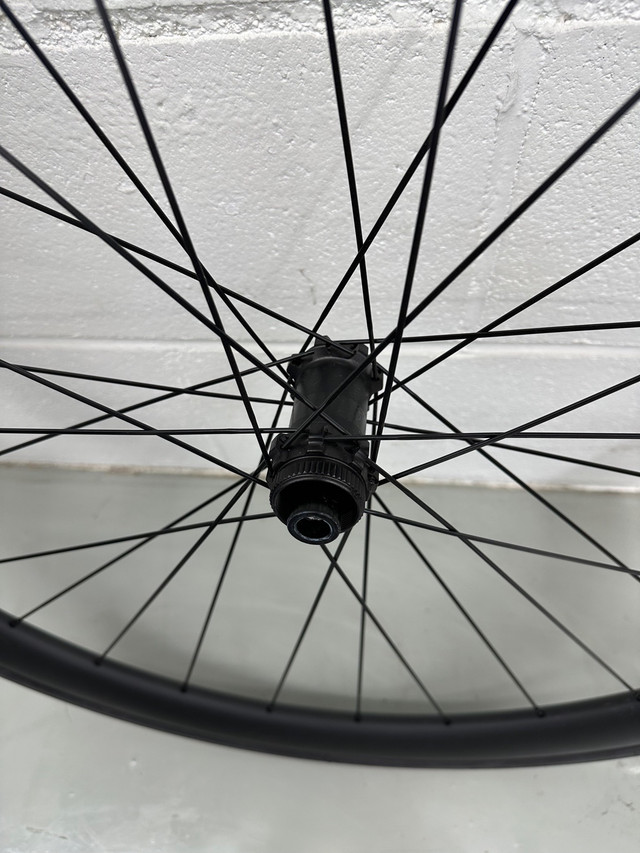 700C BMC CARBON DISC BRAKE WHEELSET (NEW) in Frames & Parts in Leamington - Image 4