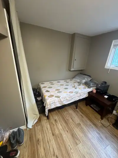 Room for Rent – Female Only (Malayali Preferred) A compact and cozy room is available in Halifax, id...