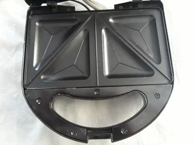 Waffle Maker542070159306270721