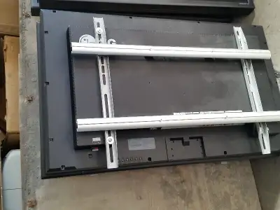 lg flatron m4210c hd 42 inch commercial monitor  with wall mount, View more