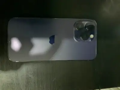-256gb -no scratches or dents -mint condition, in case with screen protector since day bought -75% b...