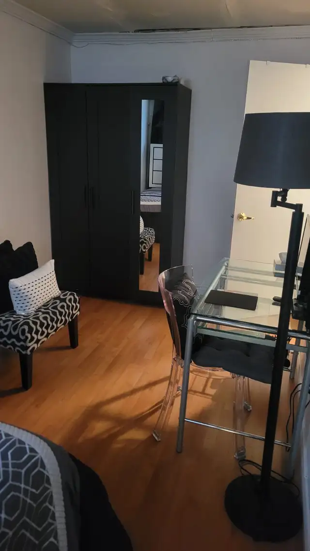 CHAMBRE PRIVÉ À LOUER in Room Rentals & Roommates in City of Montréal - Image 3